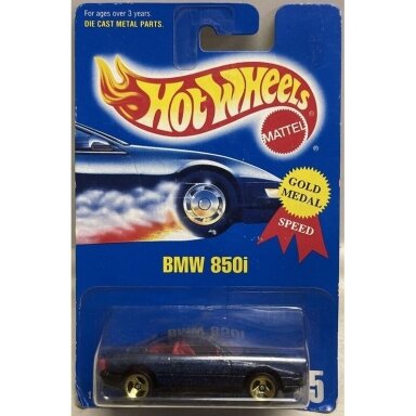 Hot Wheels Mainline BMW 850i dark blue with gold rims (Card condition 9/10)