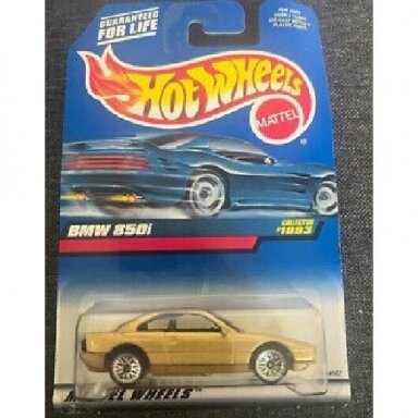 Hot Wheels Mainline BMW 850i Gold (card condition 6/10)