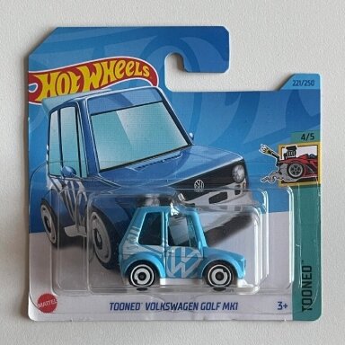 Hot Wheels Mainline Tooned Volkswagen Golf MK1 blue short card