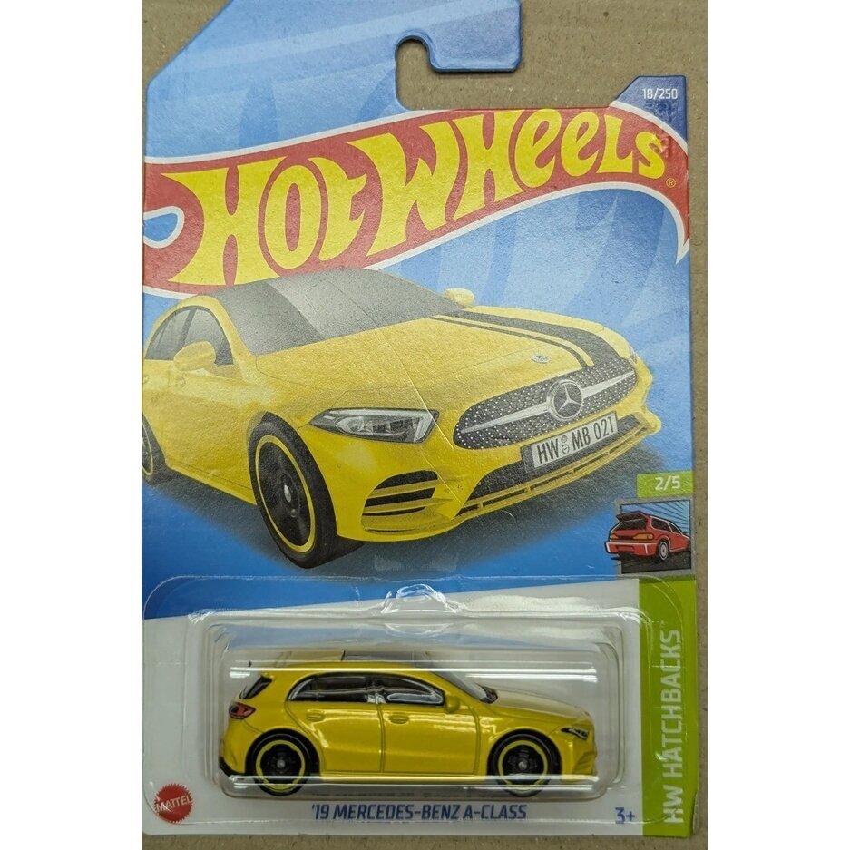 HOOK BROKEN!!!   Hot Wheels Mainline Mercedes benz A-Class Yellow Long card