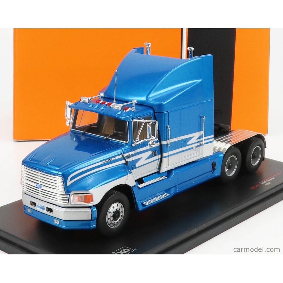 IXO Models 1/43 1990 Ford Aeromax, light blue