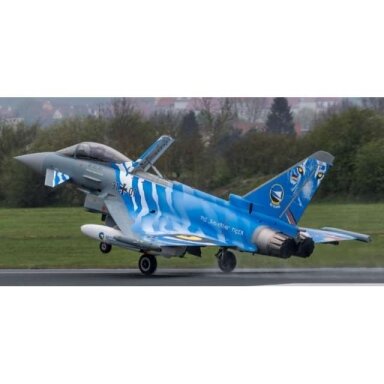 PRE-ORD3R Revell - Germany 1/72 Eurofighter Typhoon *The Bavarian Tiger 2021* Level 4, plastic modelkit