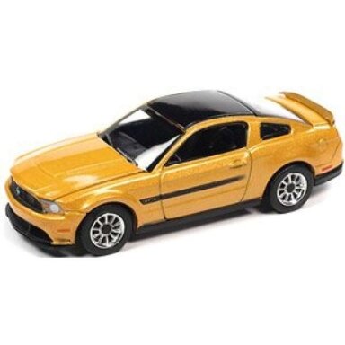 PRE-ORD3R Auto World Modeliukas 2012 Mustang GT/CS, Yellow Blaze Tricoat with Black GT/CS Side Stripes PRE-ORD3R Auto World Modeliukas 2012 Mustang GT/CS, Yellow Blaze Tricoat with Black GT/CS Side Stripes