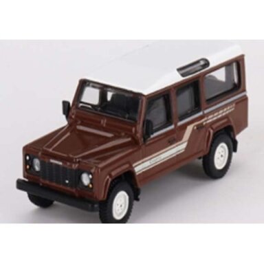 Mini GT 1/64 1985 Land Rover Defender 110 Country Station Wagon, brown
