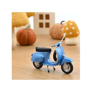 PRE-ORD3R NOREV 1/18 1968 Vespa 125 Primavera, blue metallic