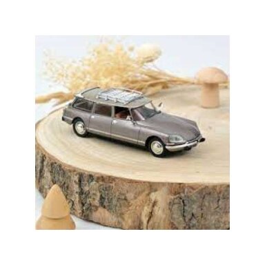 PRE-ORD3R NOREV 1/43 1974 Citroen DS 23 Break, scarabee brown