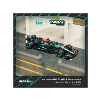 PRE-ORD3R Tarmac Modeliukas 1/64 2024 Mercedes-AMG F1 W12 E Performance, New York Demo Run, black/green