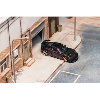 PRE-ORD3R Tarmac Modeliukas 1/64 Porsche Cayman GT4RS, amethyst metallic PRE-ORD3R Tarmac Modeliukas 1/64 Porsche Cayman GT4RS, amethyst metallic
