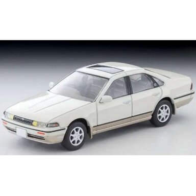PRE-ORD3R Tomica Limited Vintage Modeliukas 1/64 1991 Nissan Cefiro Town Ride SV, white/beige