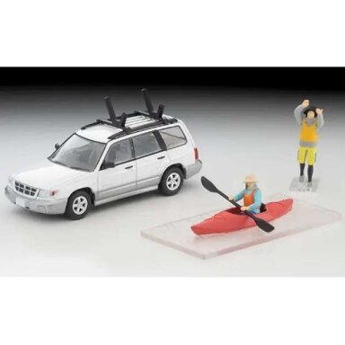 PRE-ORD3R Tomica Limited Vintage Modeliukas 1/64 Subaru Forester Custom with kayak and figure, white/silver