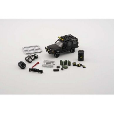 PRE-ORD3R BM Creations Modeliukas 1998 Land Rover Discovery 1 *Left Hand Drive*, black smile with accessory PRE-ORD3R BM Creations Modeliukas 1998 Land Rover Discovery 1 *Left Hand Drive*, black smile with accessory