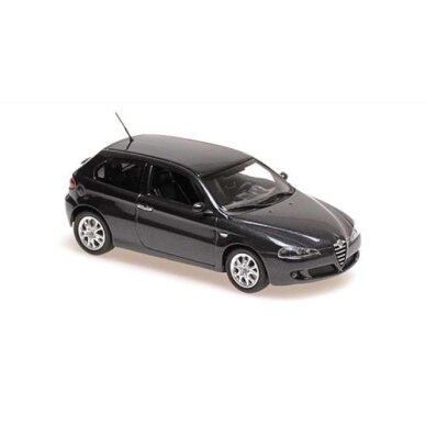 Maxichamps Modeliukas 1/43 2005 Alfa Romeo 147, black metallic Maxichamps Modeliukas 1/43 2005 Alfa Romeo 147, black metallic