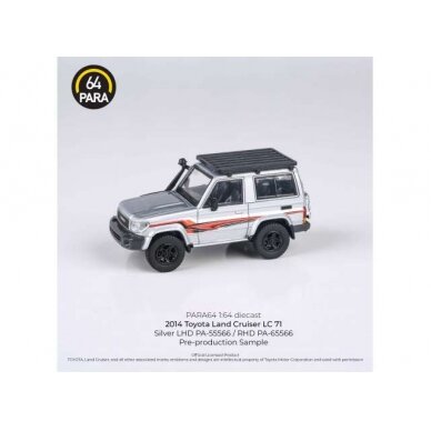 PRE-ORD3R Para64 Modeliukas 1/64 2014 Toyota Land Cruiser 71, silver with roof rack left hand drive (cars in a deluxe Acrylic window box) PRE-ORD3R Para64 Modeliukas 1/64 2014 Toyota Land Cruiser 71, silver with roof rack left hand drive (cars in a deluxe Acrylic window box)