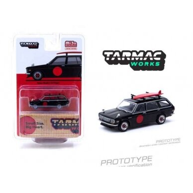Tarmac Modeliukas 1/64 Datsun 510 Wagon with Surfboard, black/red Tarmac Modeliukas 1/64 Datsun 510 Wagon with Surfboard, black/red