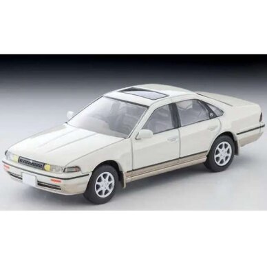 PRE-ORD3R Tomica Limited Vintage Modeliukas 1/64 1991 Nissan Cefiro Town Ride SV, white/beige PRE-ORD3R Tomica Limited Vintage Modeliukas 1/64 1991 Nissan Cefiro Town Ride SV, white/beige