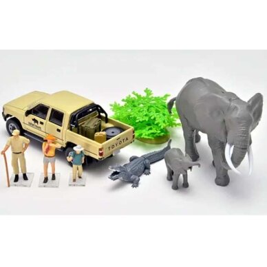 PRE-ORD3R Tomica Limited Vintage Modeliukas 1/64 Diocolle 64 #Car Snap 29a Safari 2 with Toyota Hilux 4WD Pickup Double Cab, various PRE-ORD3R Tomica Limited Vintage Modeliukas 1/64 Diocolle 64 #Car Snap 29a Safari 2 with Toyota Hilux 4WD Pickup Double Cab, various