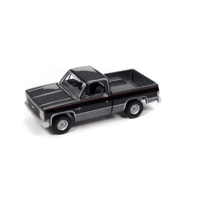 PRE-ORD3R Auto World Modeliukas 1987 Chevrolet Silverado 10 Fleetside, grey poly body color with gloss black center sides PRE-ORD3R Auto World Modeliukas 1987 Chevrolet Silverado 10 Fleetside, grey poly body color with gloss black center sides
