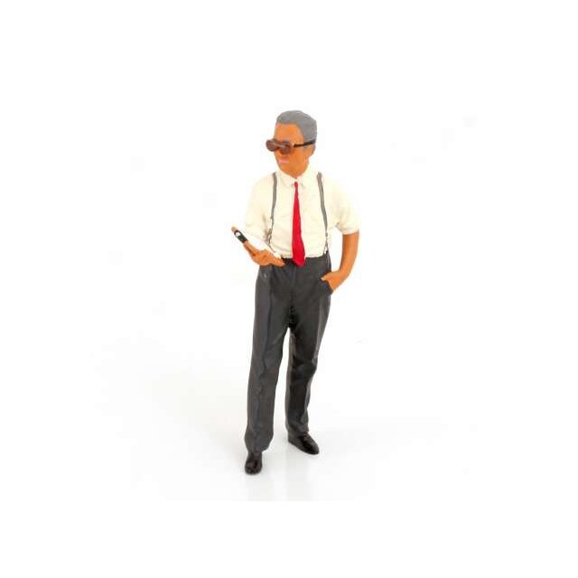 PRE-ORD3R KK - Scale 1/18 Enzo with Clipboard Figure