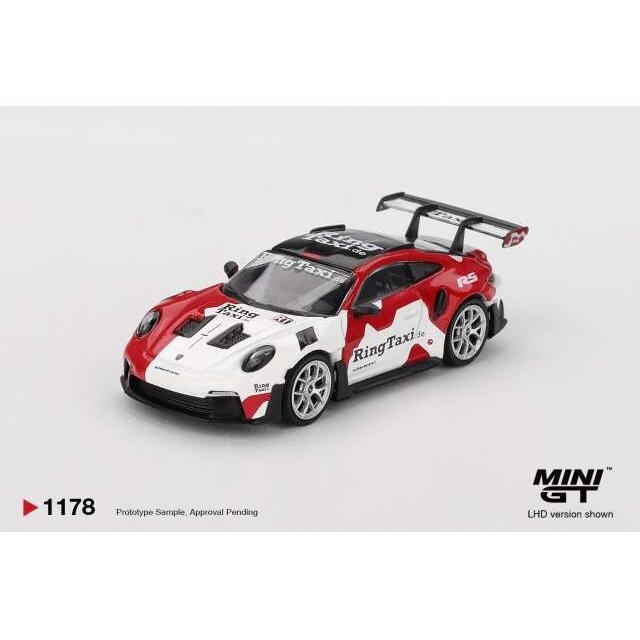 PRE-ORD3R Mini GT 1/64 2025 Porsche 911 (992) GT3 RS Weissach Ring Taxi, white/red