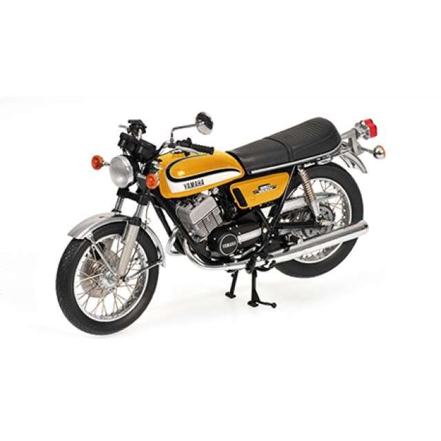PRE-ORD3R Minichamps 1/12 1973 Yamaha RD 350, orange