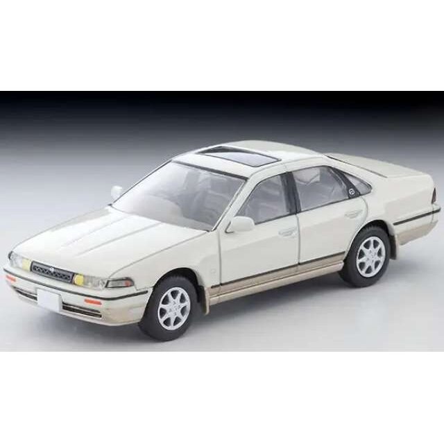 PRE-ORD3R Tomica Limited Vintage Modeliukas 1/64 1991 Nissan Cefiro Town Ride SV, white/beige
