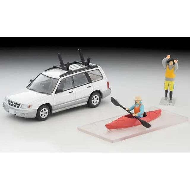 PRE-ORD3R Tomica Limited Vintage Modeliukas 1/64 Subaru Forester Custom with kayak and figure, white/silver